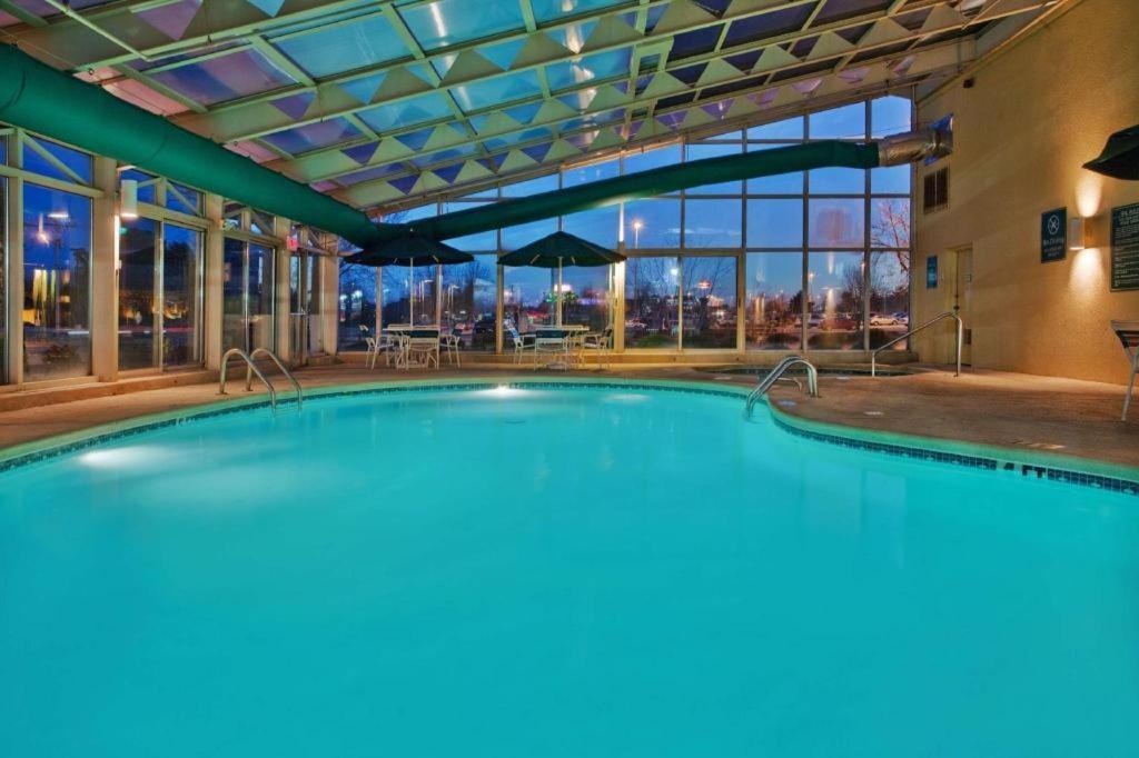 La Quinta By Wyndham Springdale Hotel Bagian luar foto