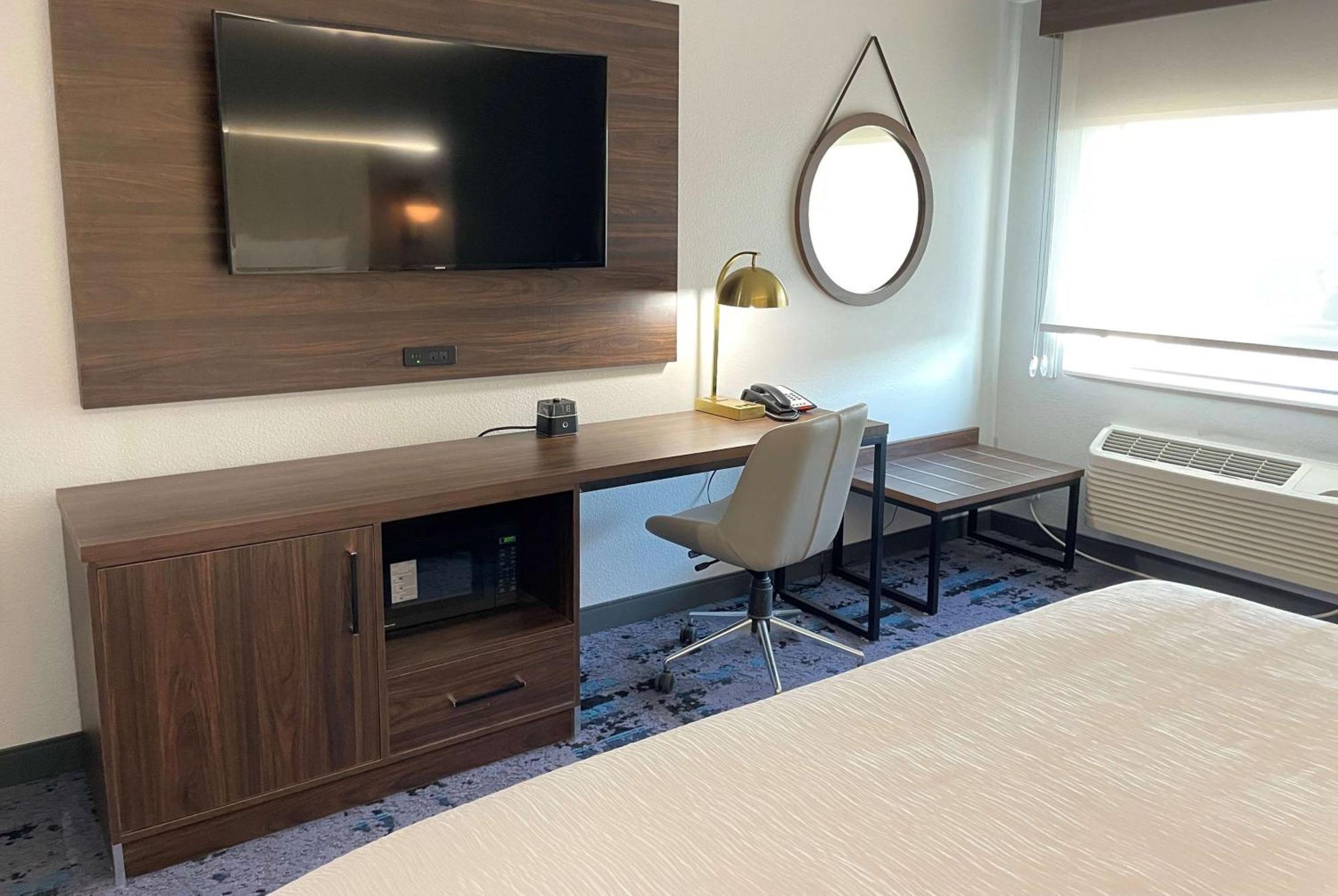 La Quinta By Wyndham Springdale Hotel Bagian luar foto